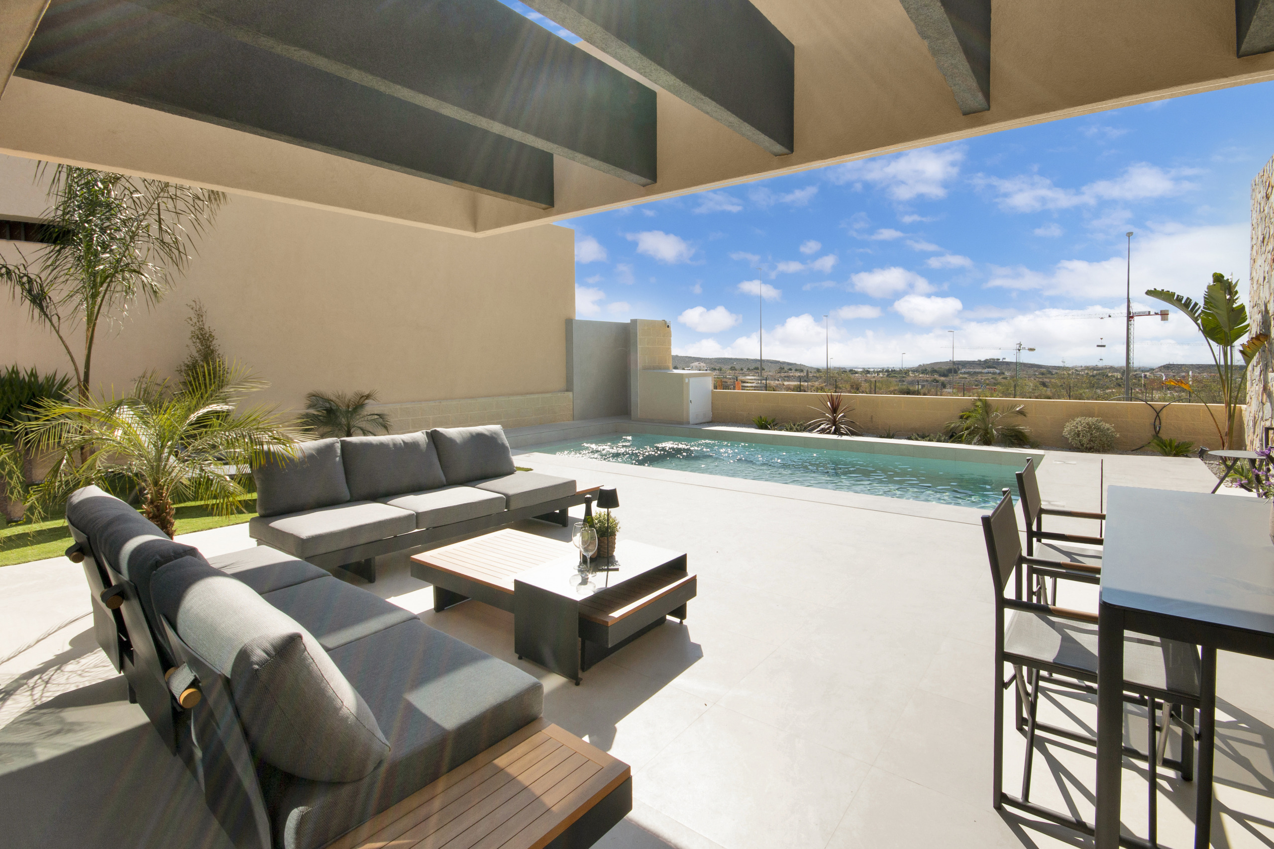 aLTAONA SHOWHOUSE BY HELMUT POTZL DAMIDI HOMES (15)