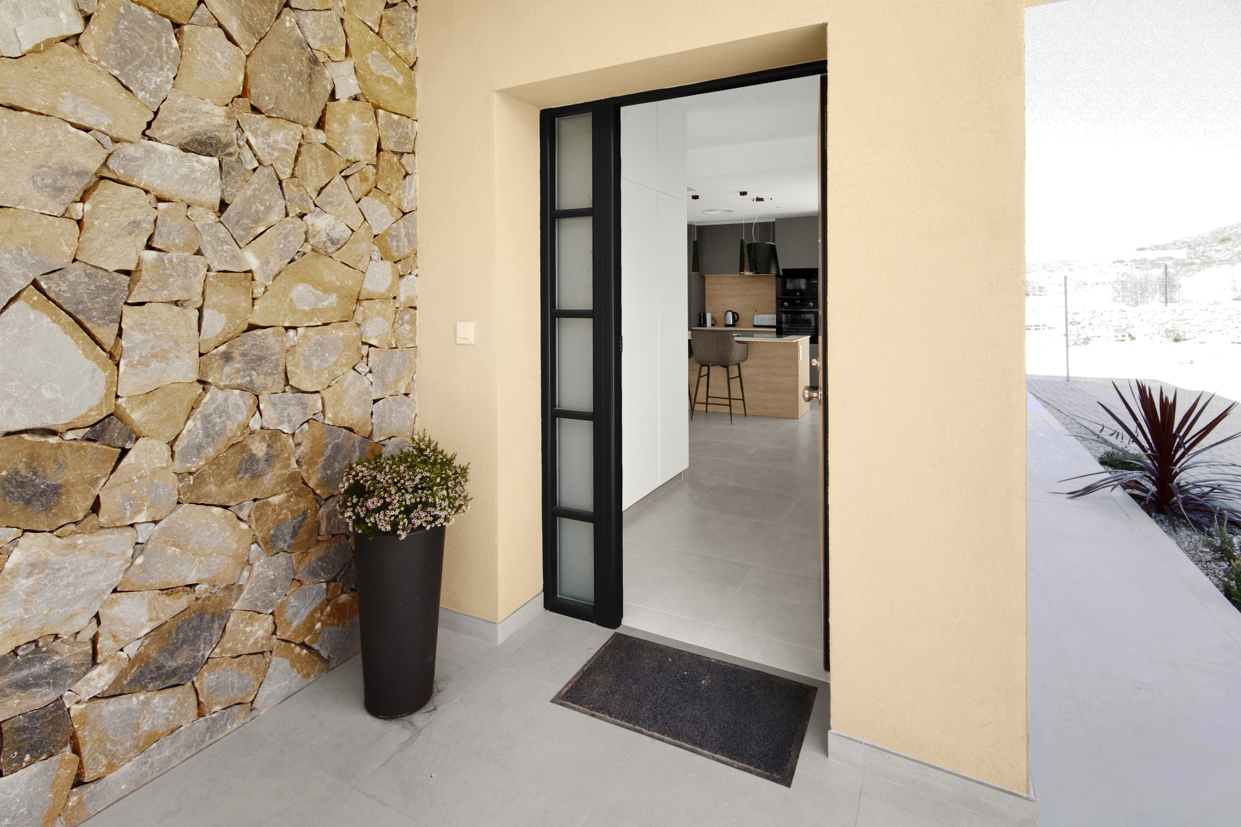 aLTAONA SHOWHOUSE BY HELMUT POTZL DAMIDI HOMES (3)